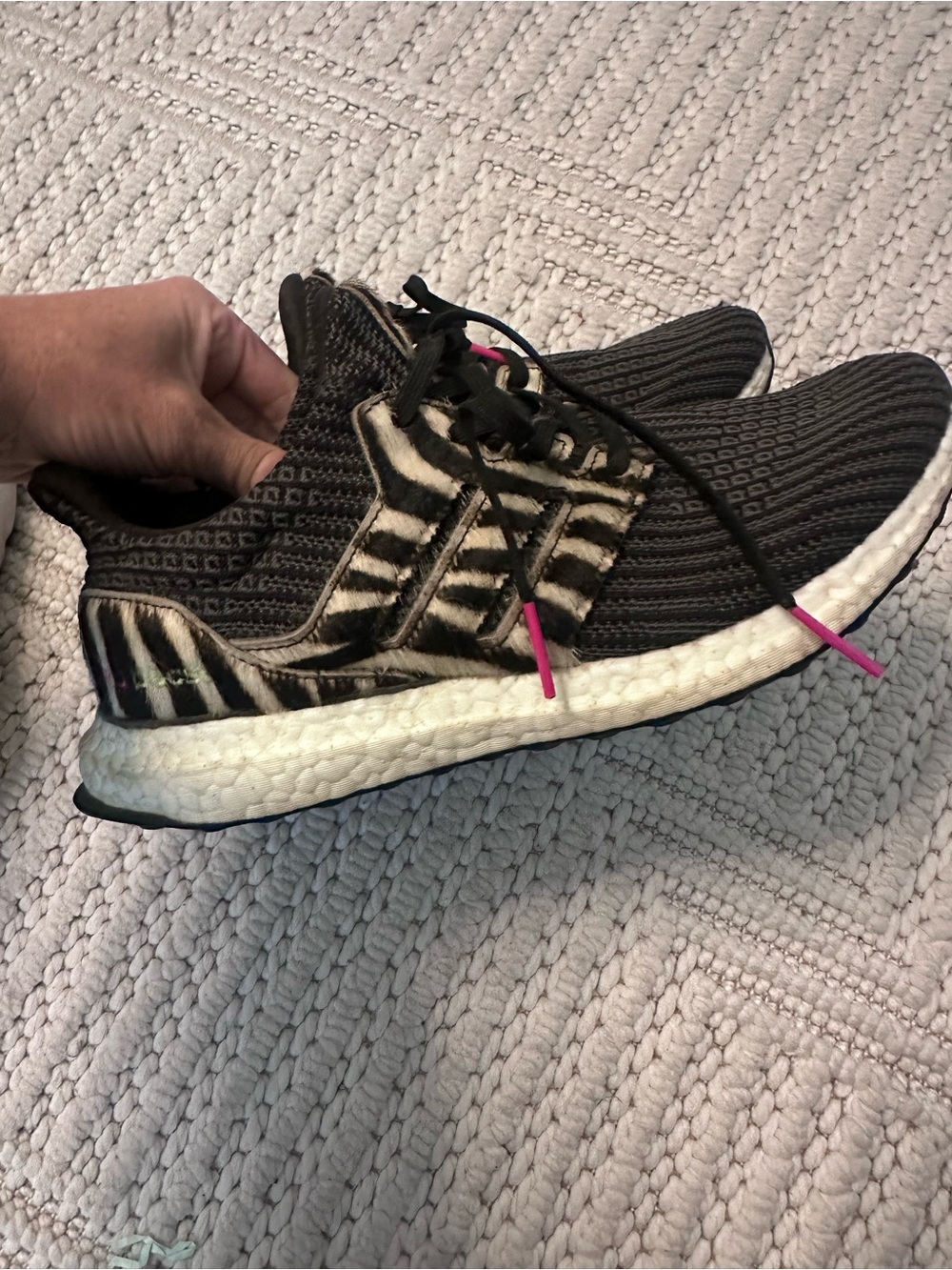 Adidas ultra boost zebra